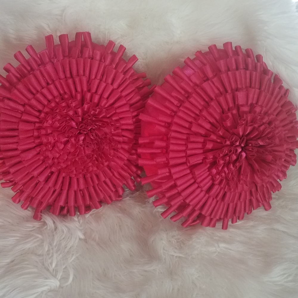 2/$20 Cynthia Rowley Circle Flower Pink Pillows